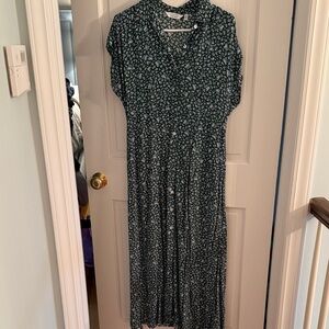 Elegant Green Floral Maxi Dress